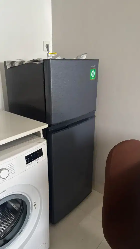 Kulkas 2 Pintu (Sharp)