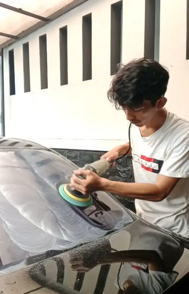 Salon Mobil & Motor