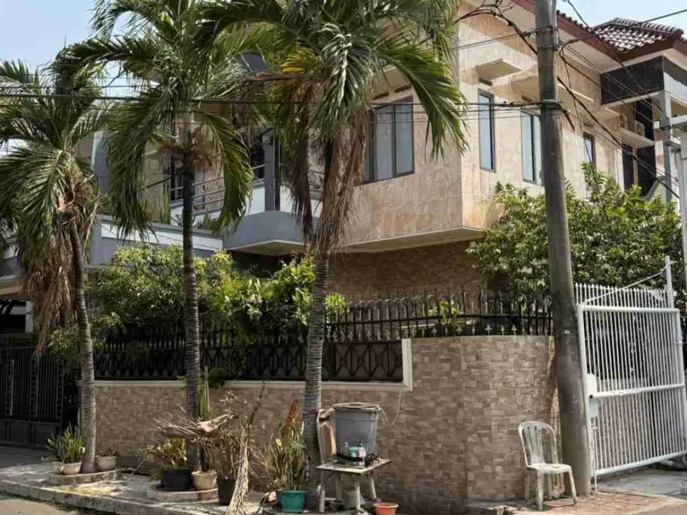 Disewakan rumah hook plong bersih rapi siap huni di sunter