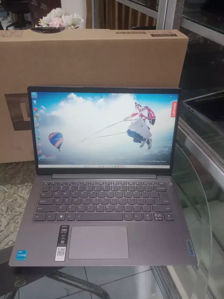 Laptop Lenovo Ideapad Slim 3i Core I3-1215U Ram 8 Garansi Resmi