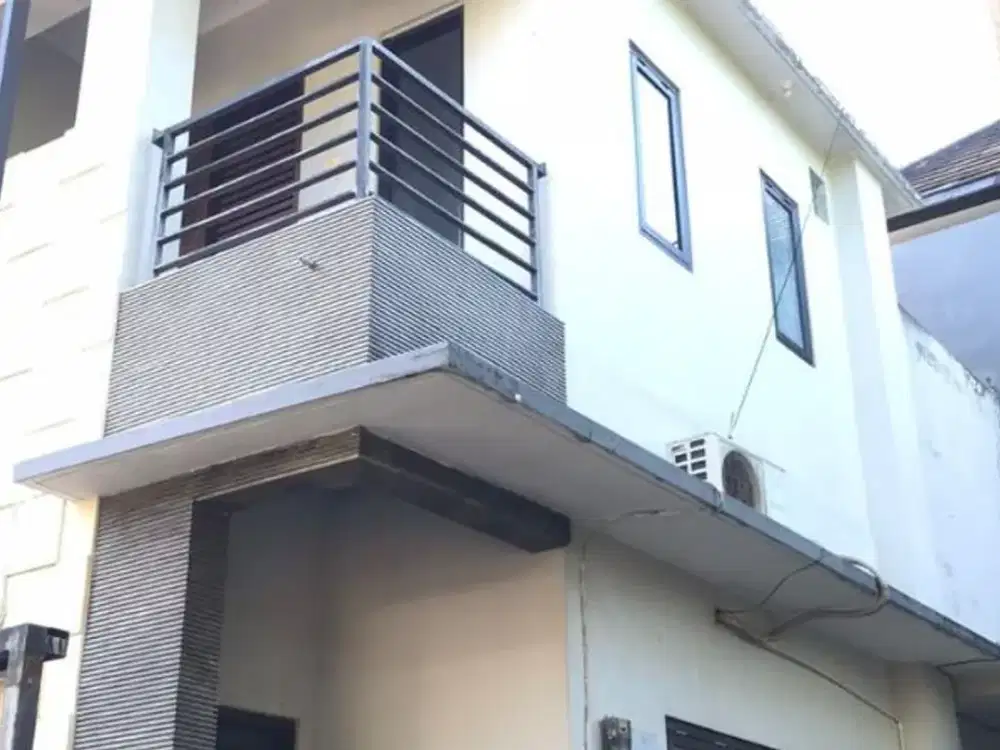 MINIMALIS HOUSE IN MERDEKA RENON DENPASAR