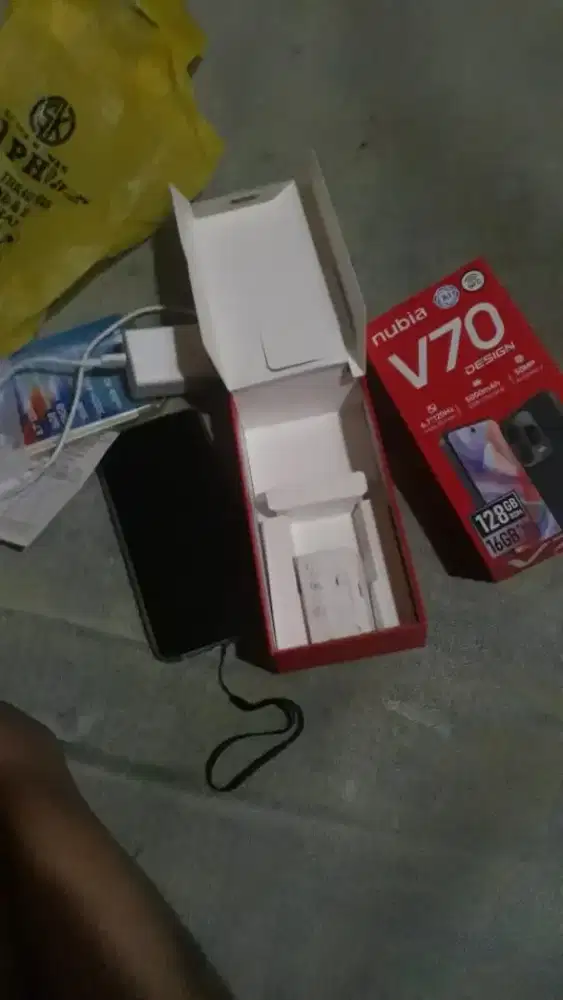 Dijual Nubia V70 design