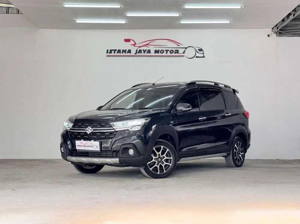 Suzuki XL7 1.5 BETA AT 2022 - HITAM
