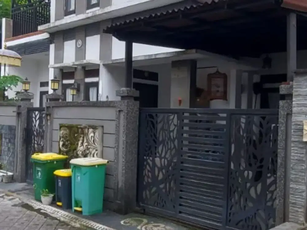 RUMAH MODERN TROPIS MINIMALIS DI LOKASI STRATEGIS DENPASAR BARAT