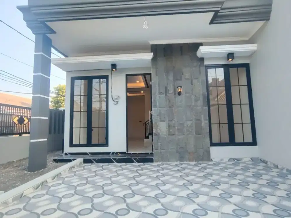 RUMAH BARU Manyar Lebar 7 American Style Posisi sgt dekat jln Raya Strategis Manyar Tirtoyoso DEKAT UNAIR DEKAT GALAXY MALL ITS