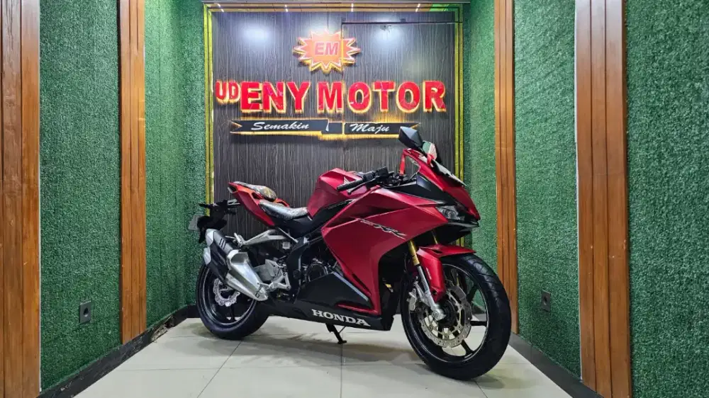 UD ENY MOTOR - Honda CBR 250 ABS thn 2018 mulus