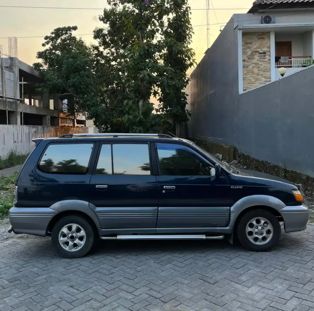 Dijual segera kijang krista 97
