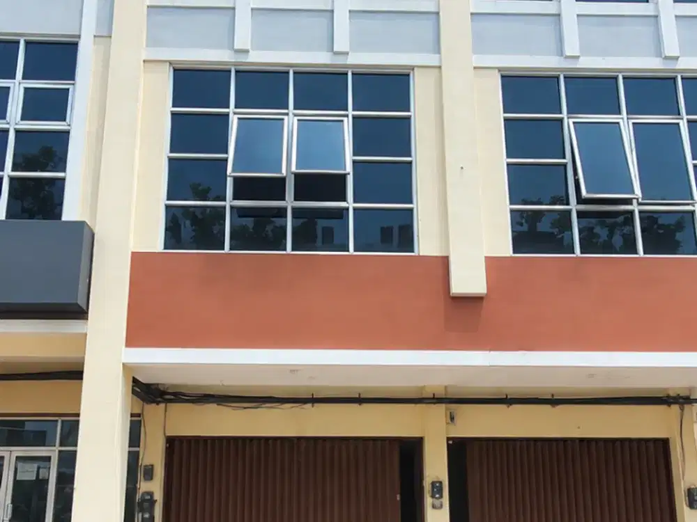 Jual Cepat Dibawah Pasaran Ruko Cibinong City Center 4x20 80m2 3LT HGB Strategis di Bogor