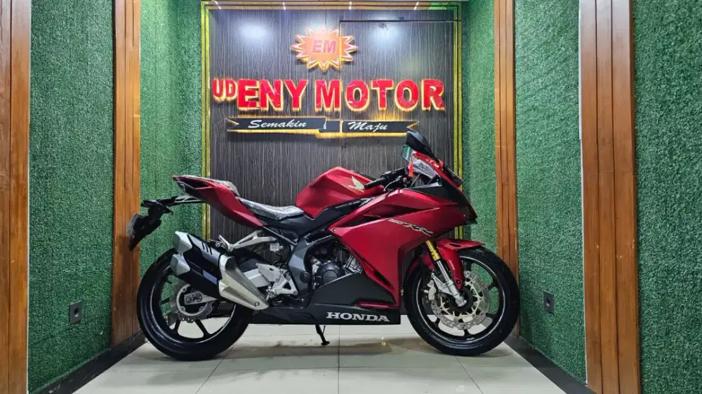 UD ENY MOTOR - Honda CBR 250 ABS thn 2018 istimewa