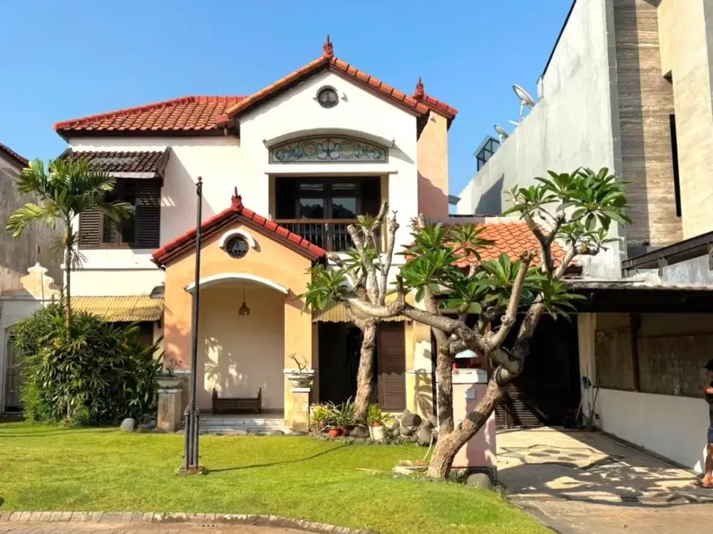 Jual Rumah SHM Minimalis di Crystal Golf Citraland Surabaya