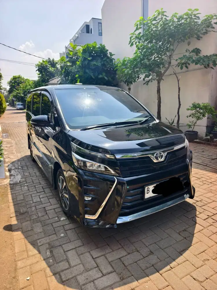 voxy tahun 2020