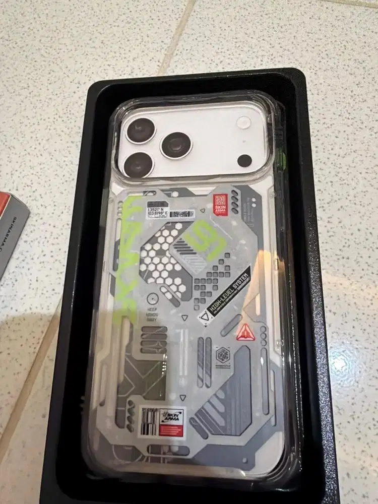 SKINARMA Case 17 PROMAX Original Skinarma  BNIB NEW COndition Bli 790