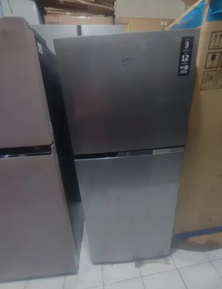 KULKAS 2 PINTU BEKO RDNT371I50S