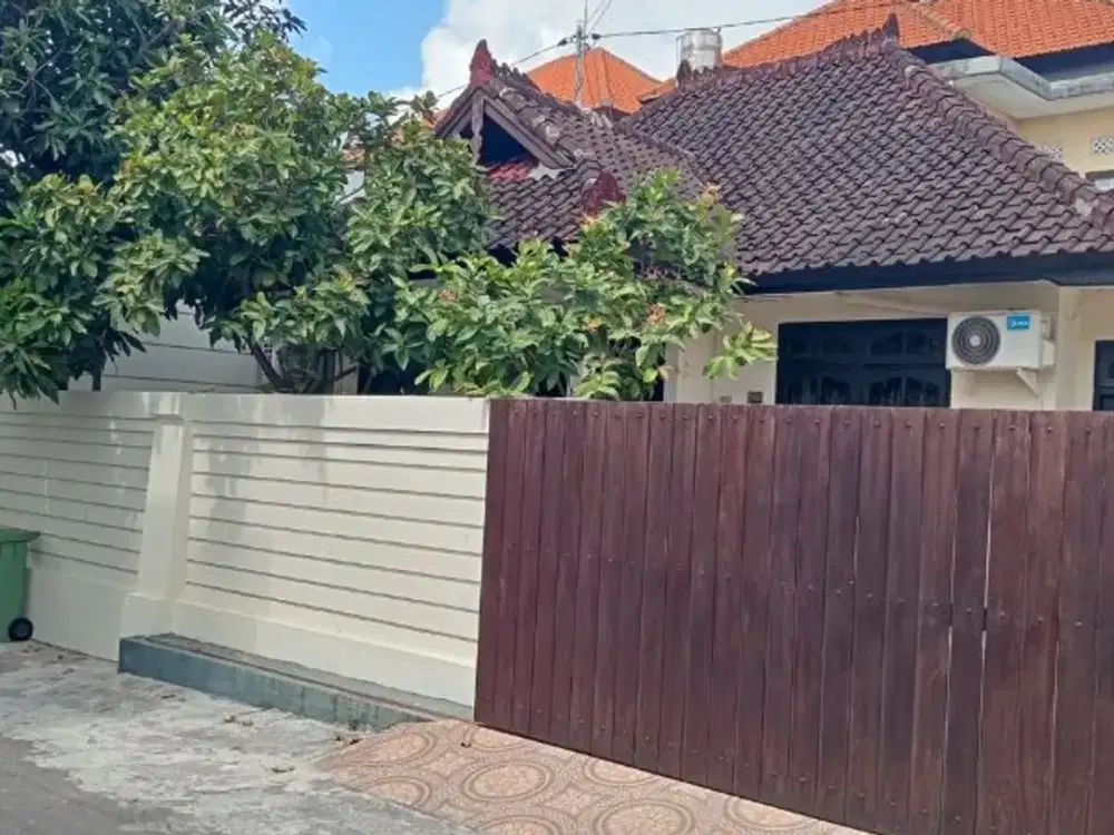RUMAH TINGGAL DI GUNUNG ATHENA PADANGSAMBIAN DENPASAR