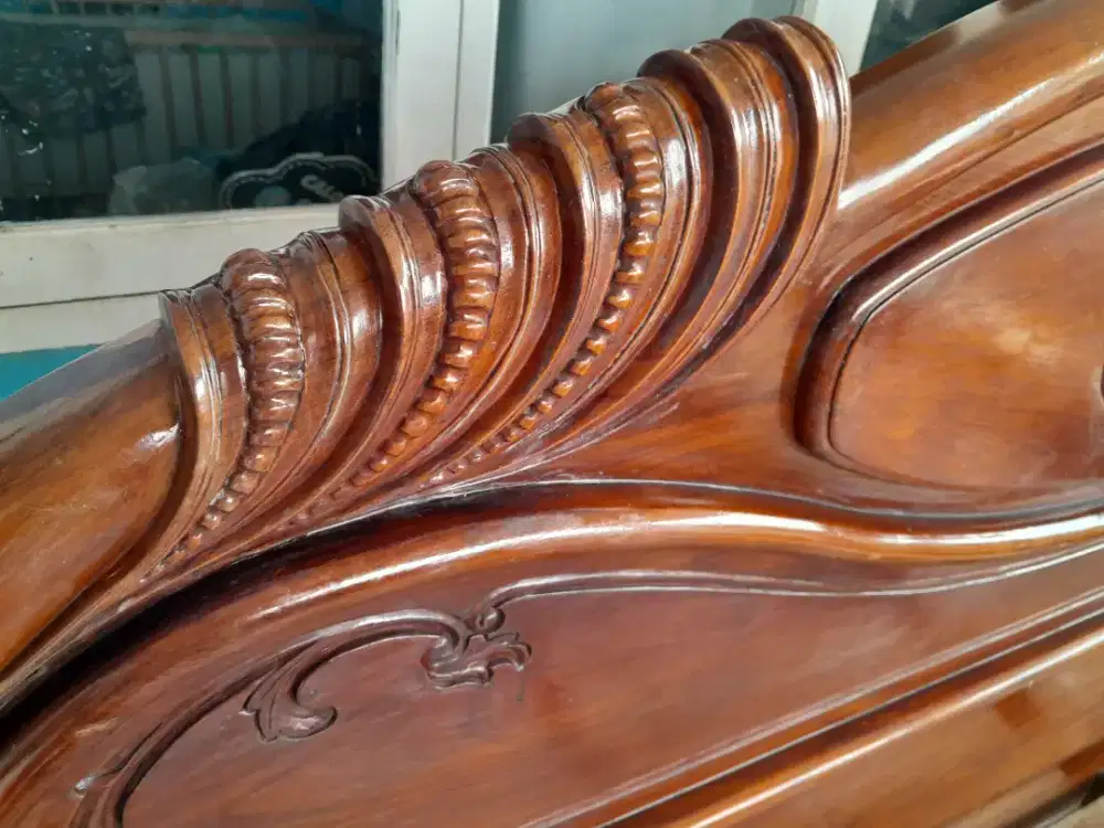Ranjang Ukir Jati Tua Asli