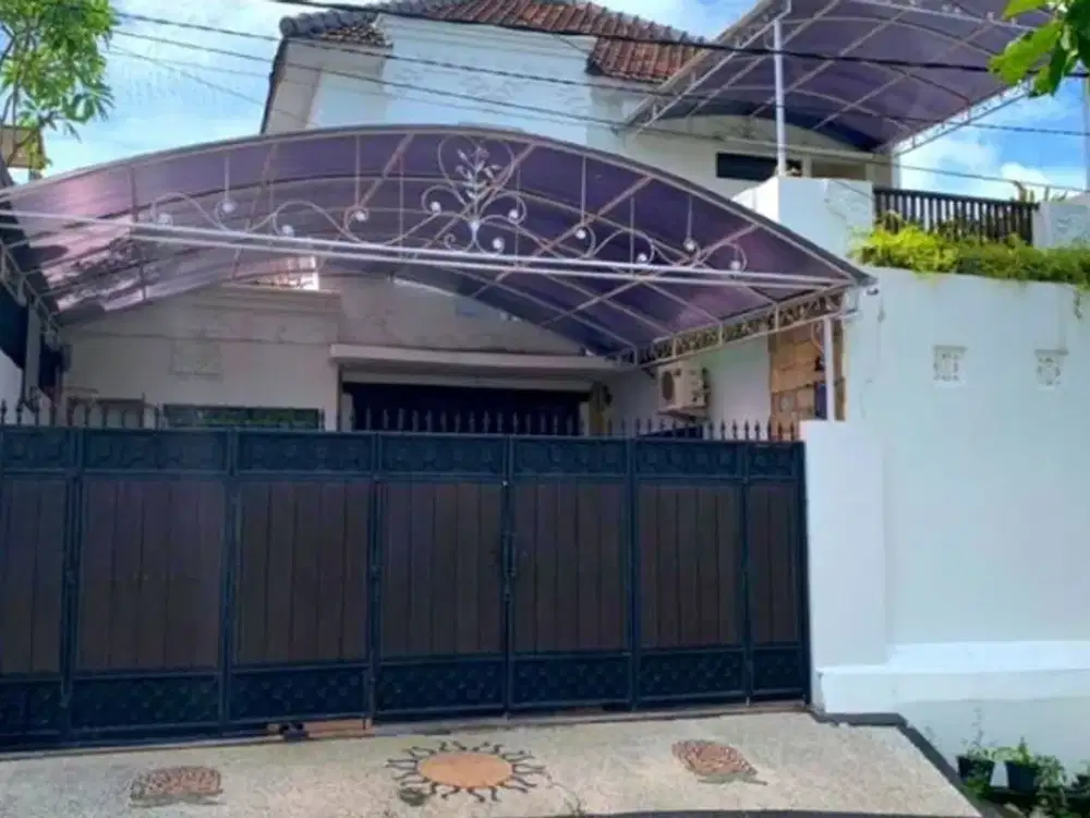 RUMAH STRATEGIS 2 LANTAI DI PADANGSAMBIAN DENPASAR