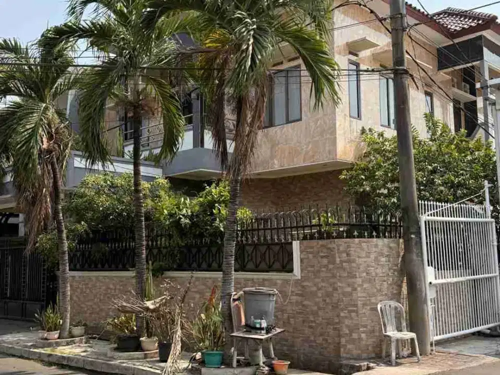 Disewakan rumah sunter mas