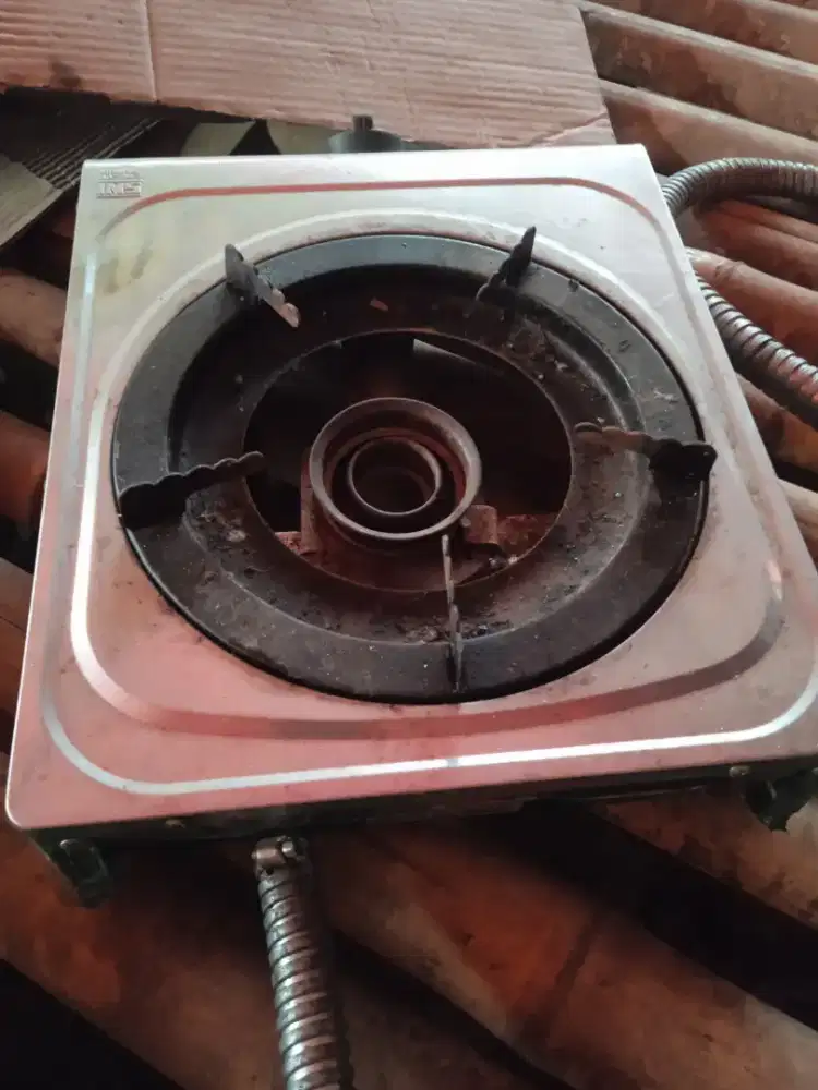 Kompor gas  masih layak pakai