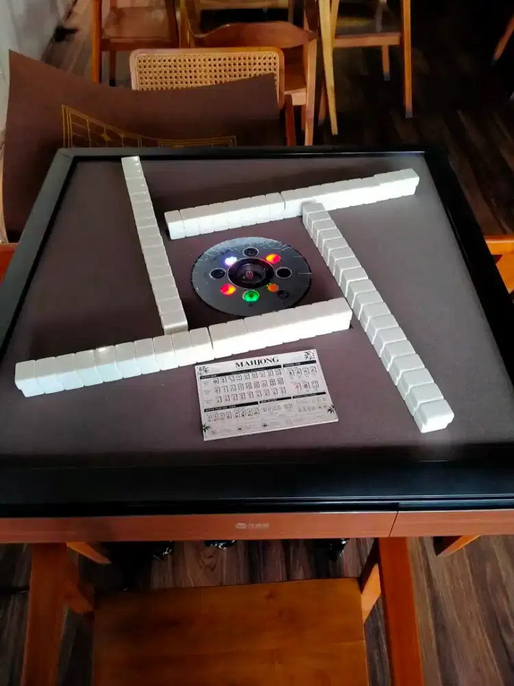 MAHJONG otomatus (automatic mahjong table / automatis mahjong)