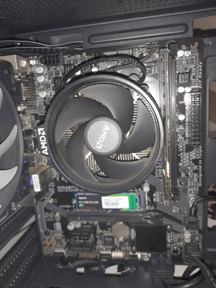 Ryzen 5 2600 + mobo  A320 + 8gb Ram 2400hz20000