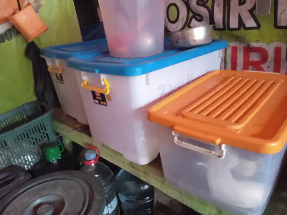 Box  buat jualan masih bagus