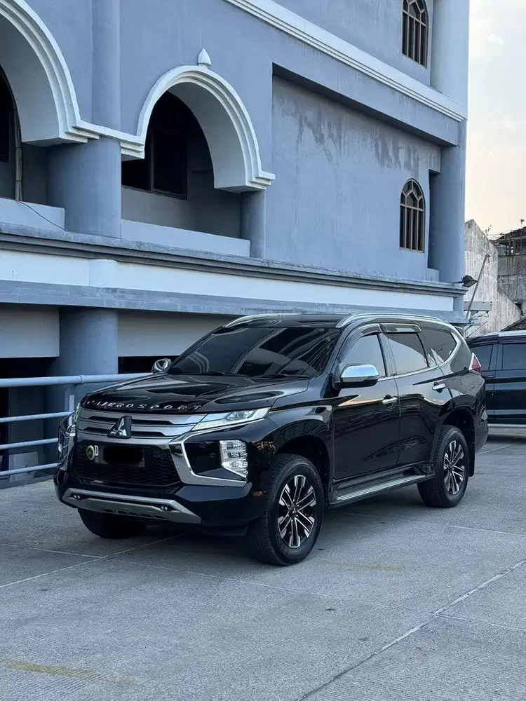 Pajero Dakar 2022 2.5 low km mulus sangat terawat antik mitsubishi