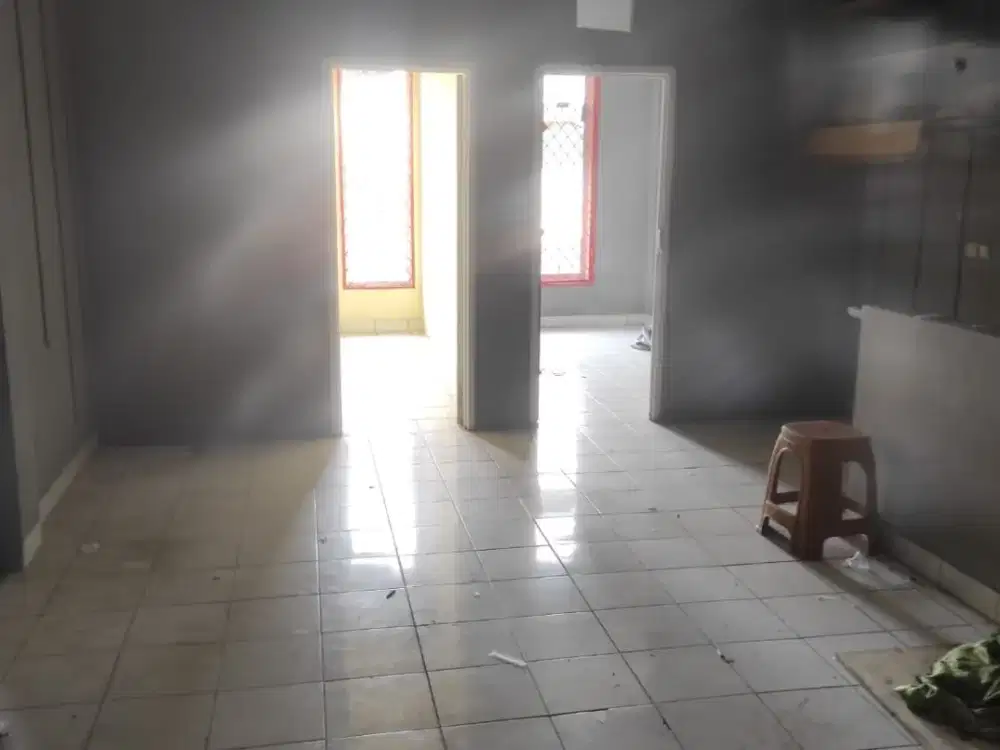 Disewakan Ruko Puri Beta Petos 6 Unit Gandeng