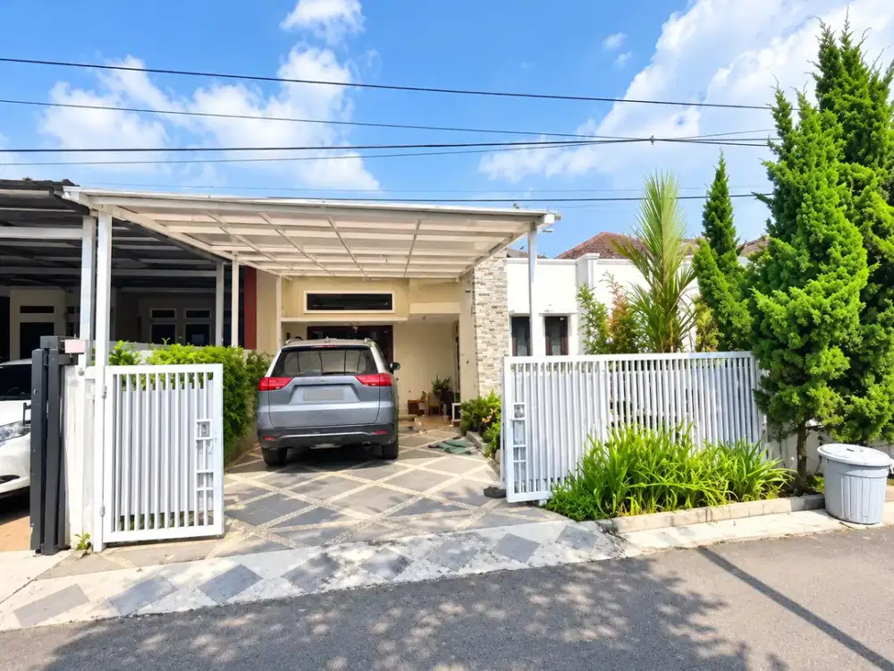 Dijual Rumah Full Furnished di Komplek Anthorium  Arcamanik Ada Kolam Renang Pribadi