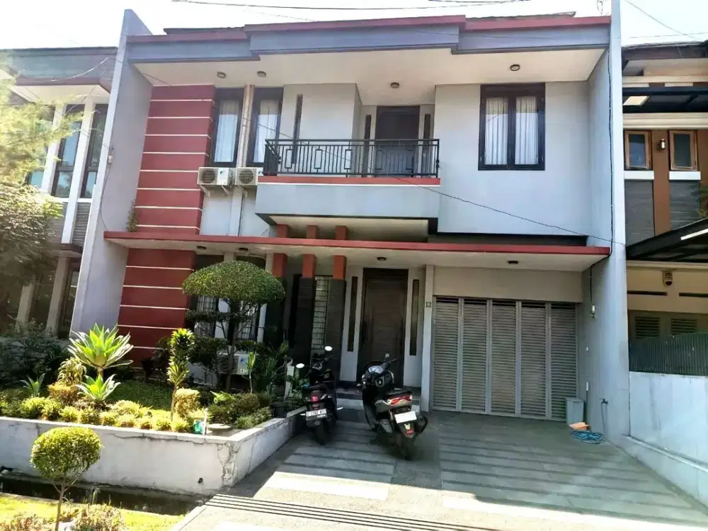 Dijual NEGO Rumah 2 lantai Mekarwangi Bandung [ID 693]