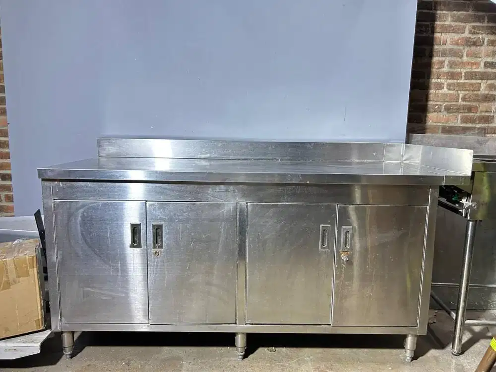 Kitchen Working Table 4 Cabinet