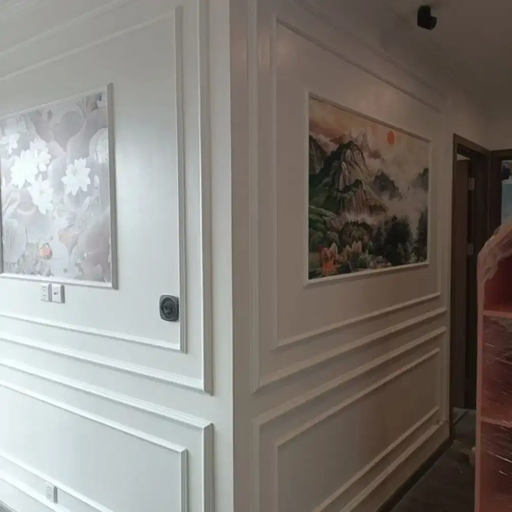 Moulding dinding