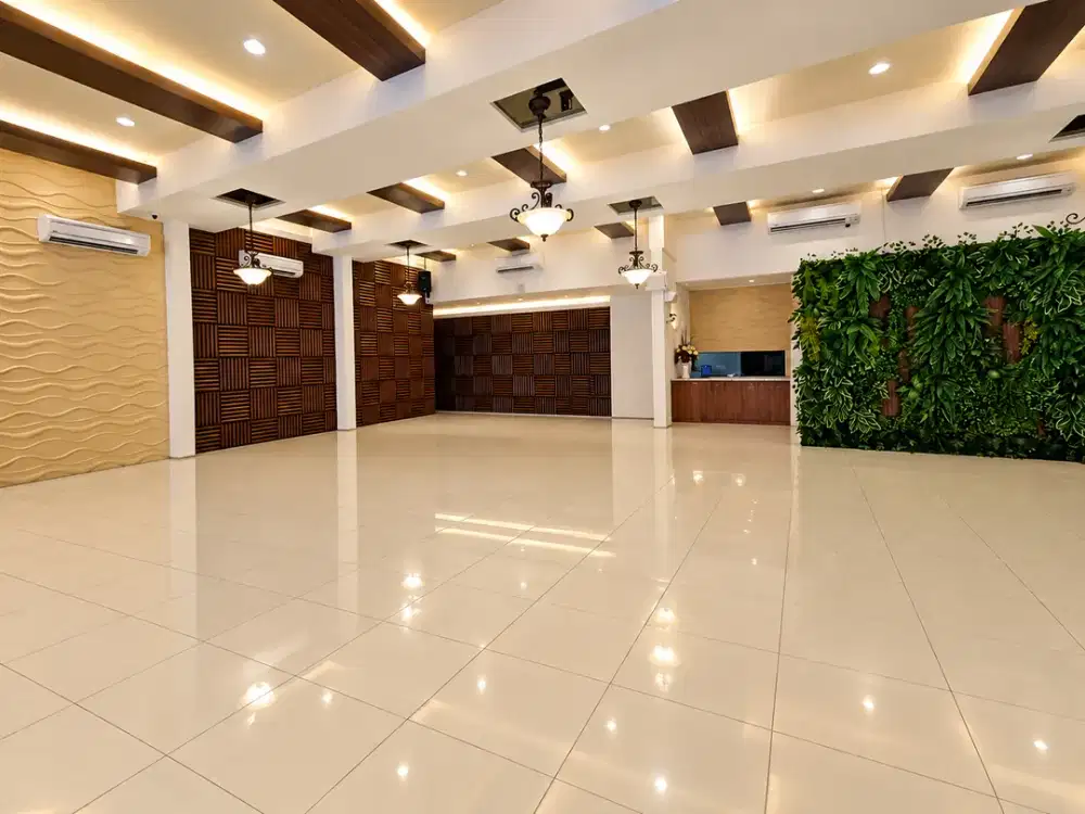 For Sale Bangunan Gedung Ex Resto Strategis di Pusat Kota Surabaya Jalan Raya Dr Soetomo