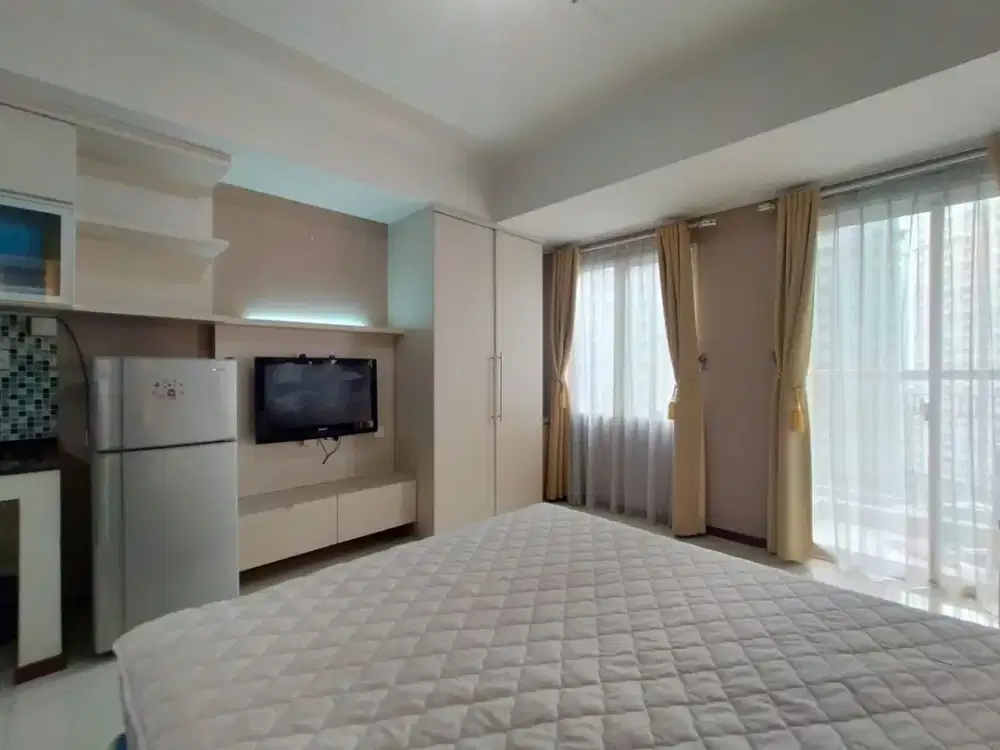 Disewakan Studio Full Furnish di Apartemen Royal Mediterania Garden