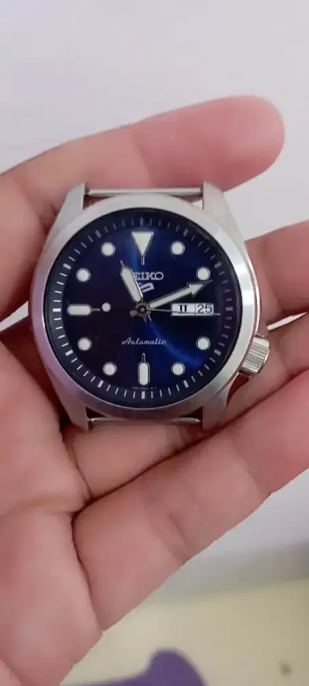 Seiko 5 blue dial