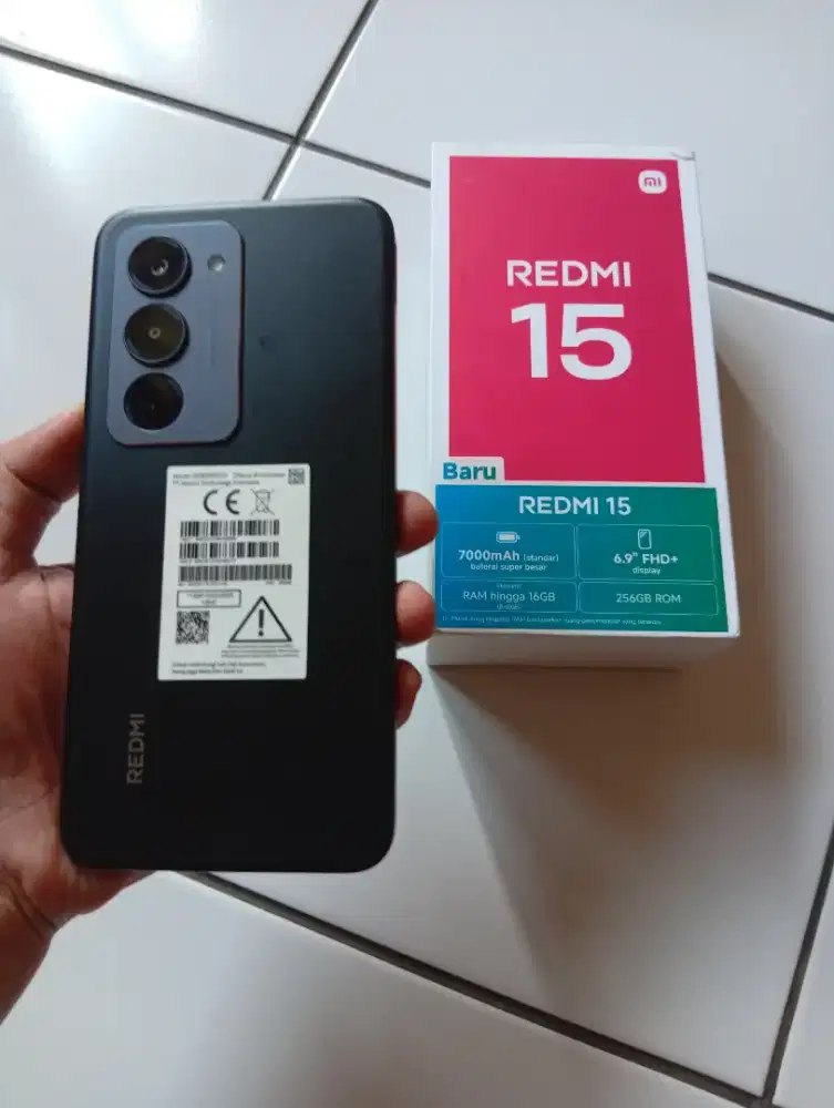 REDMI 15 RAM 8/256 GB