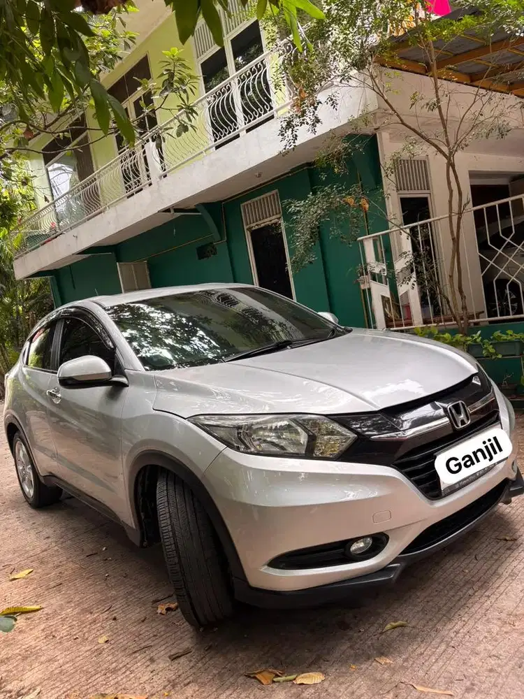 Honda HRV E 1.5 2016 ISTIMEWA