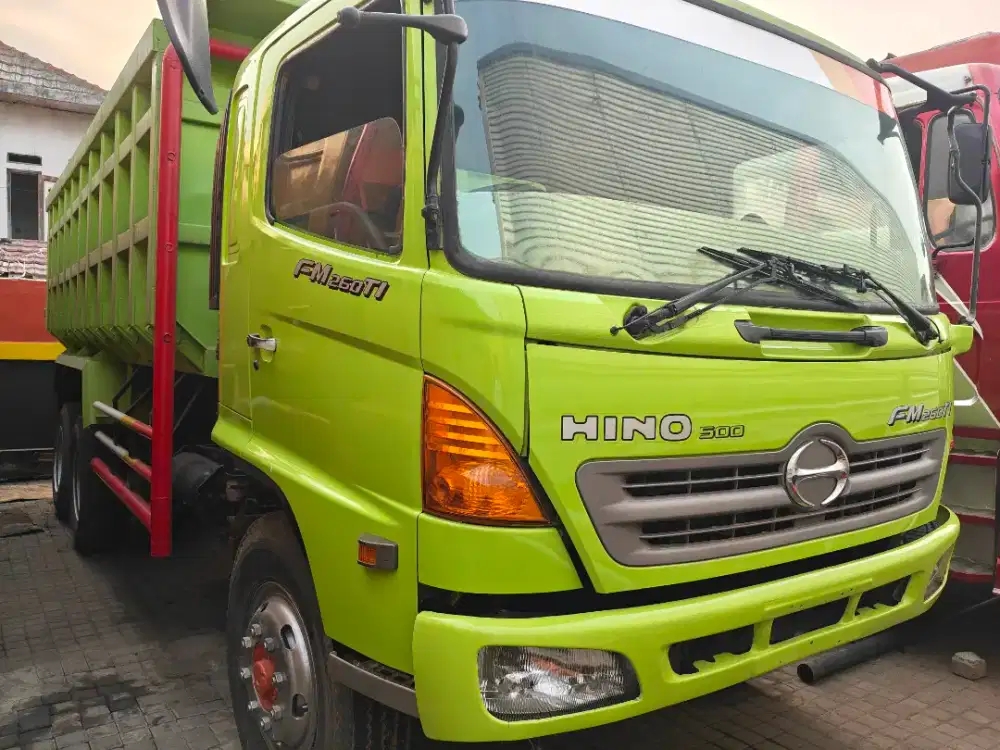 Dump truk Hino FM 260 ps