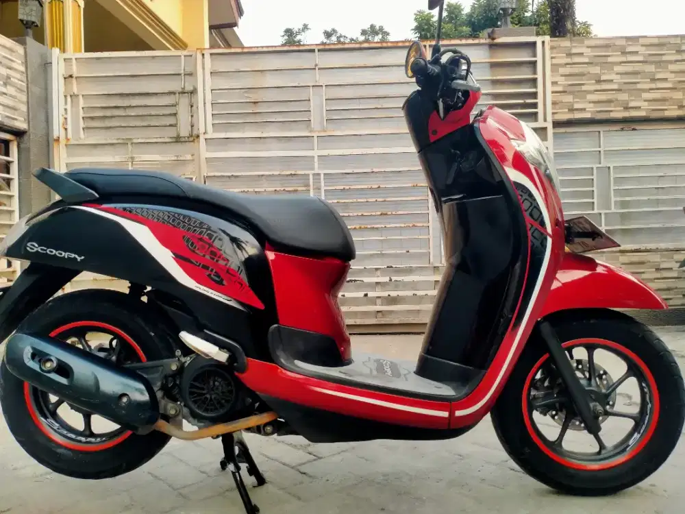 Honda Scoopy donat lengkap motor sehat keterangan detail dibawah