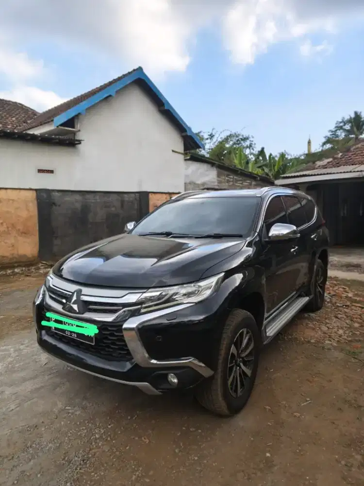 Mitsubishi Pajero Dakar 4x2 Diesel Matic Triptonic A/T 2021 Hitam