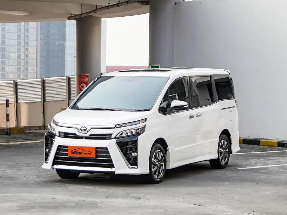 [Low KM38rb] Tdp15jt - TOYOTA VOXY AT 2018 / 2019 / 2020 PUTIH