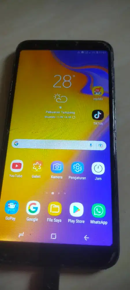Samsung J6+(Sm-J610F)Ram3/32GBBatangan.