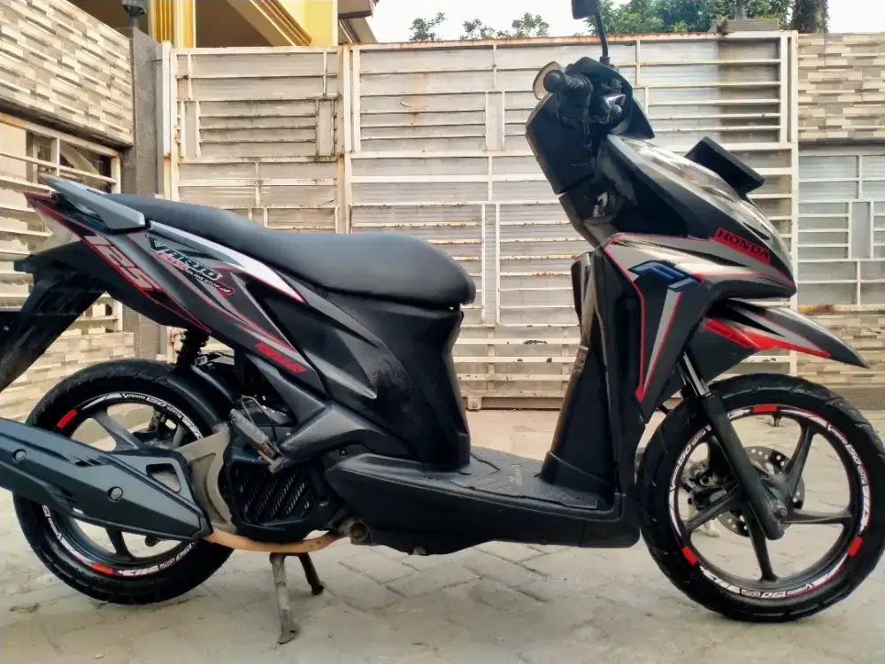 Honda Vario 125 KZR lengkap motor sehat keterangan detail dibawah