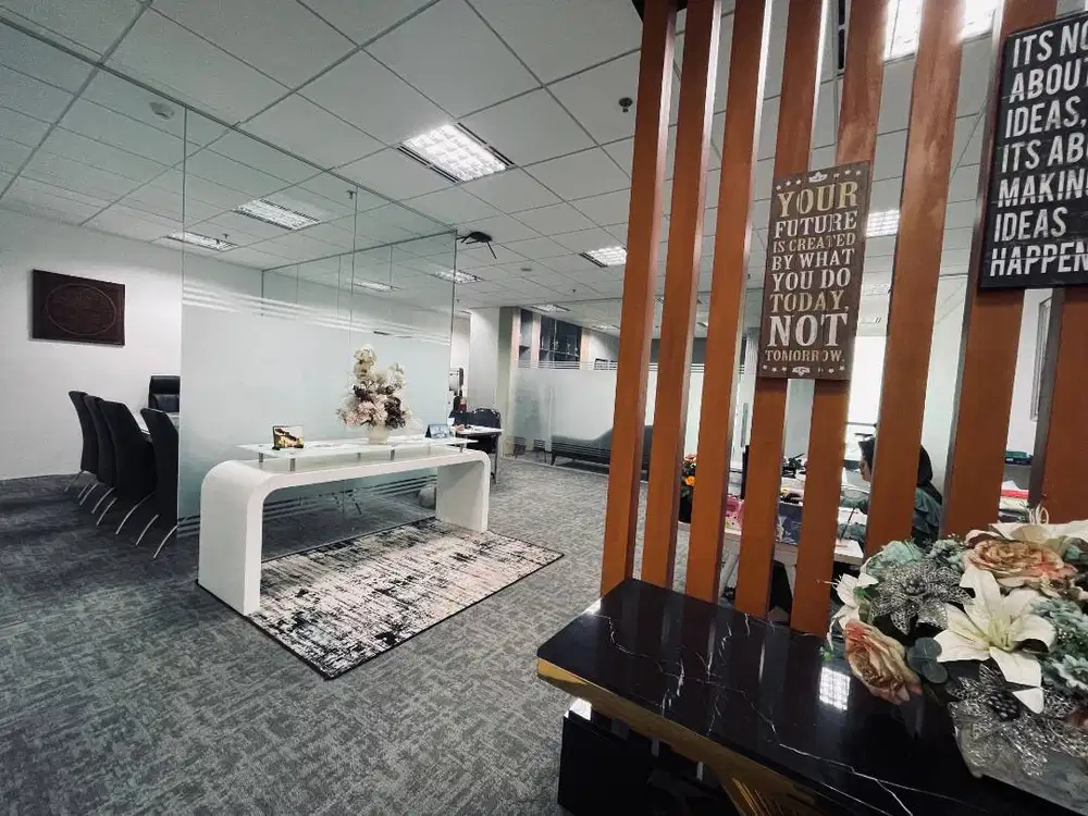 Holland Village Office Furnished