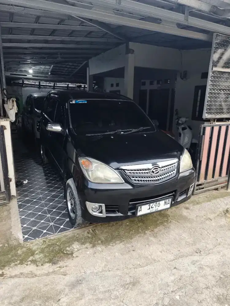 Xenia xi 2009 akhir