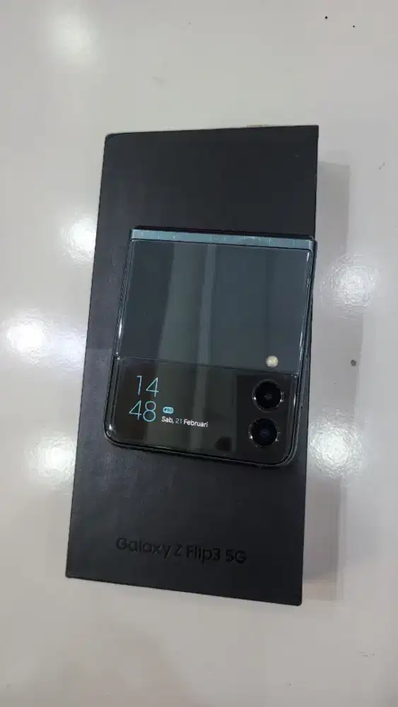 Samsung Zplip 3 5G Mulus Lengkap