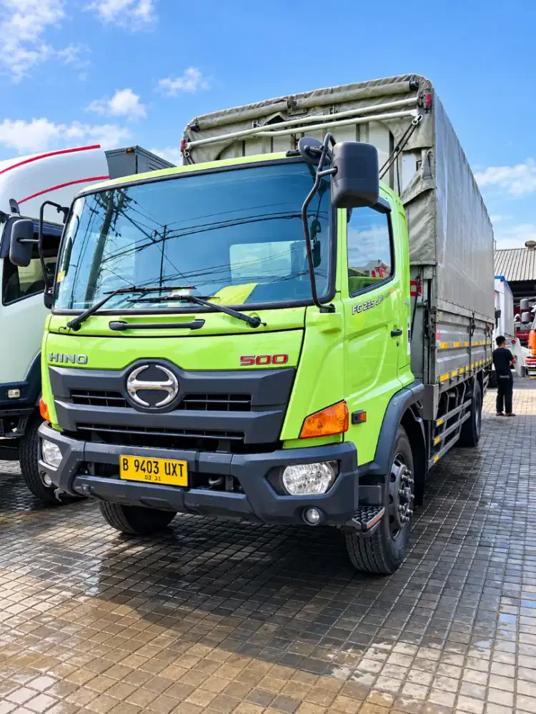 Wing box Hino 500 FG 235 JP