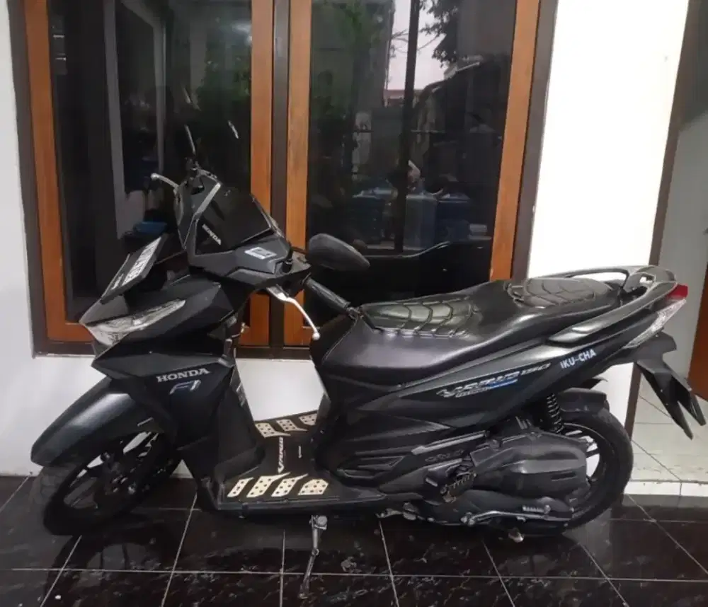 jual motor Honda Vario LED 150 tahun 2016
