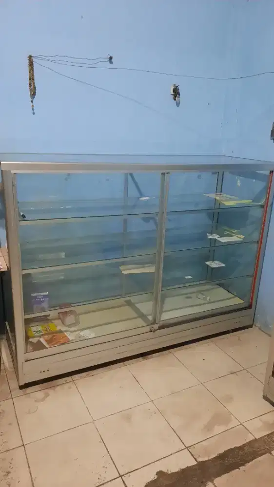 Etalase Barang 1,5M
