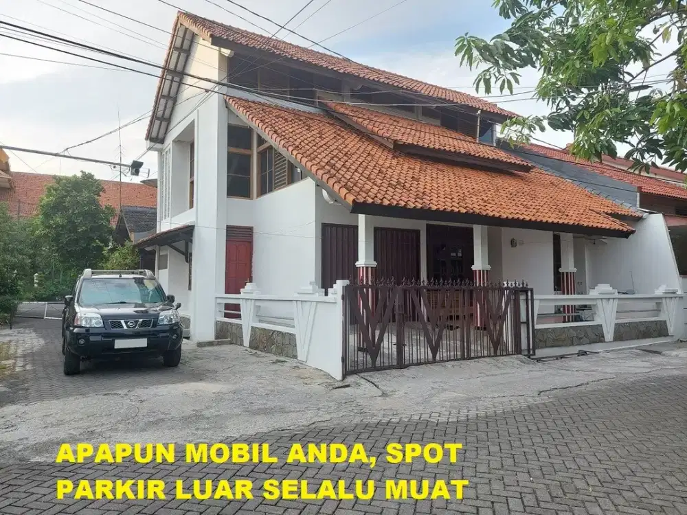 RUMAH SEMARANG BERARSITEKTUR DEKAT SANG TIMUR