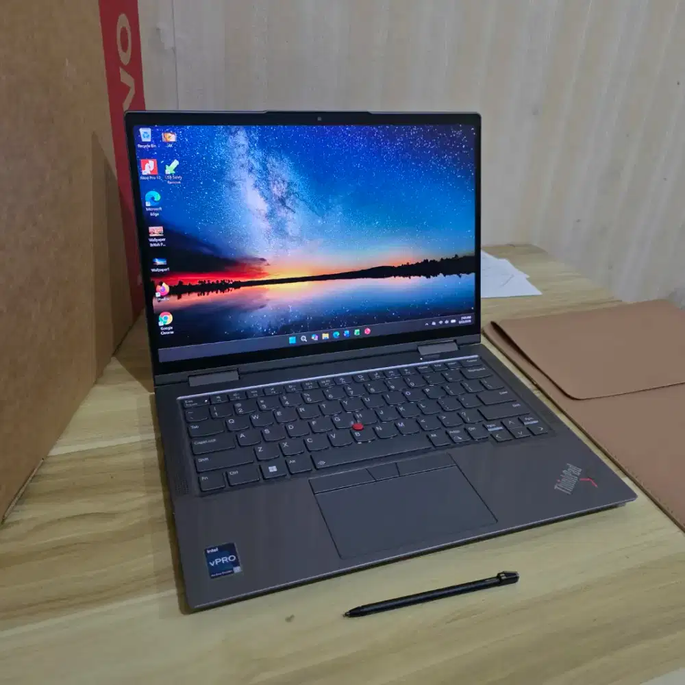 Laptop Thinkpad X1 Yoga i7 Vpro ram 32gb Touch mrp Yoga Spectre x360